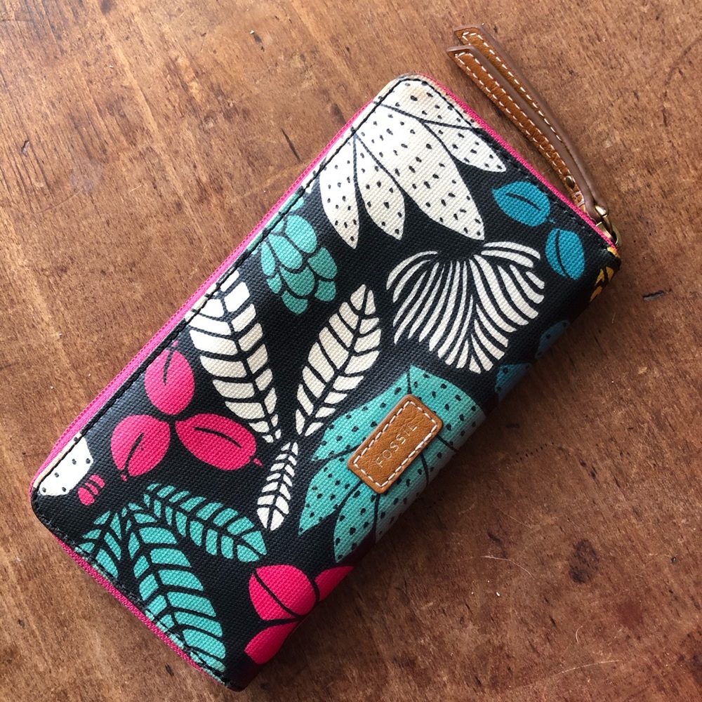 Women’s Fossil Wallet Clutch Pink Cactus Like New